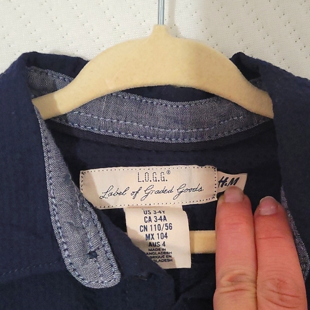 long sleeve shirt navy blue size 4 t